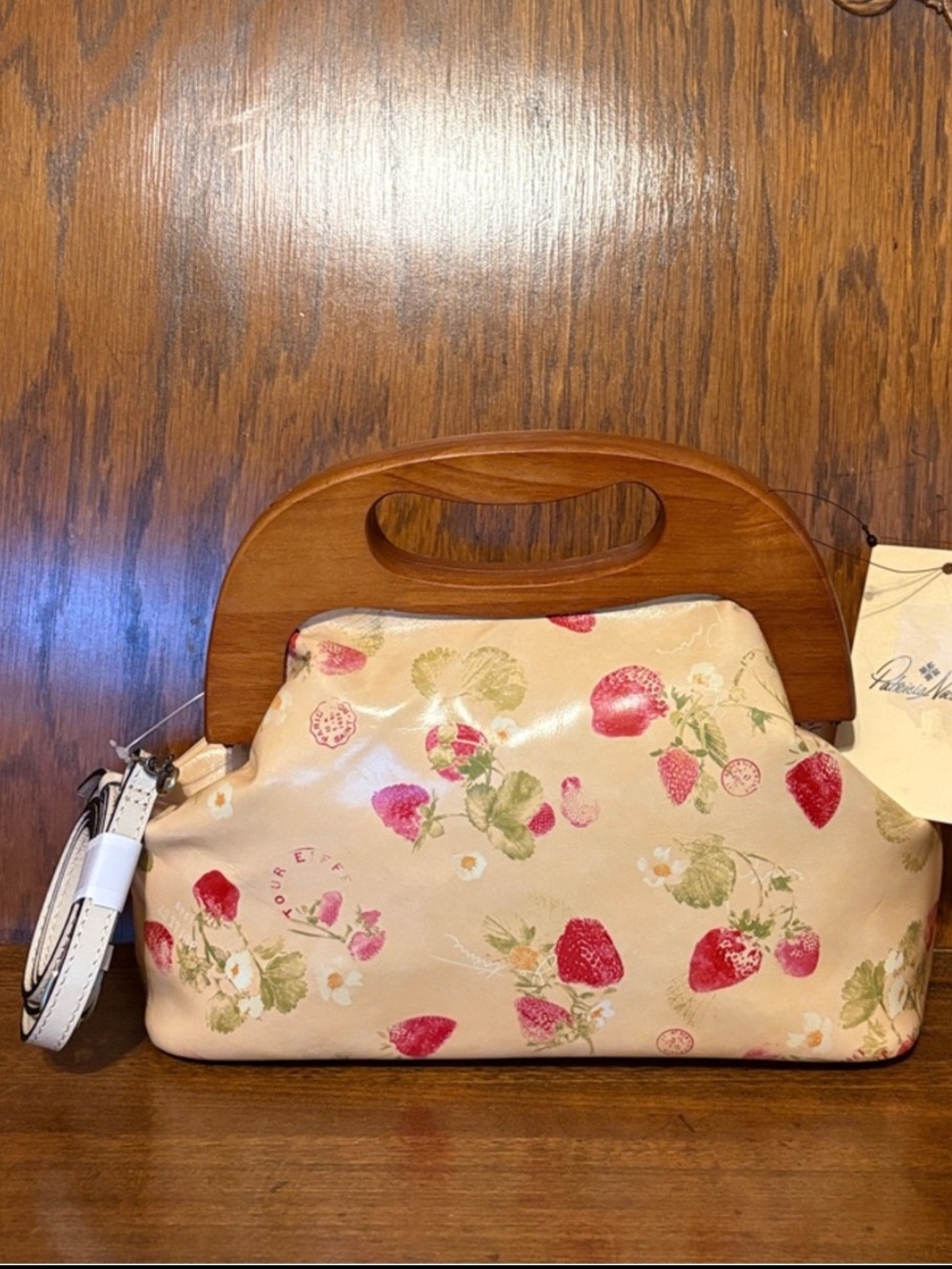 NWT-Patricia Nash-SET-Parisian๐Strawberry-Sandrine Bag & Fira Frame Wallet-$258 - Picture 2 of 16